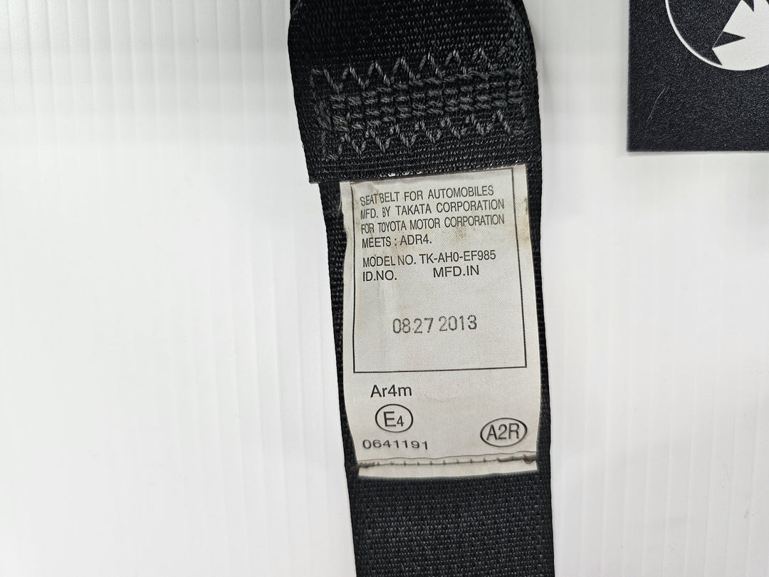 2013 Toyota Corolla ZRE1*     - Left Rear Seat Belt