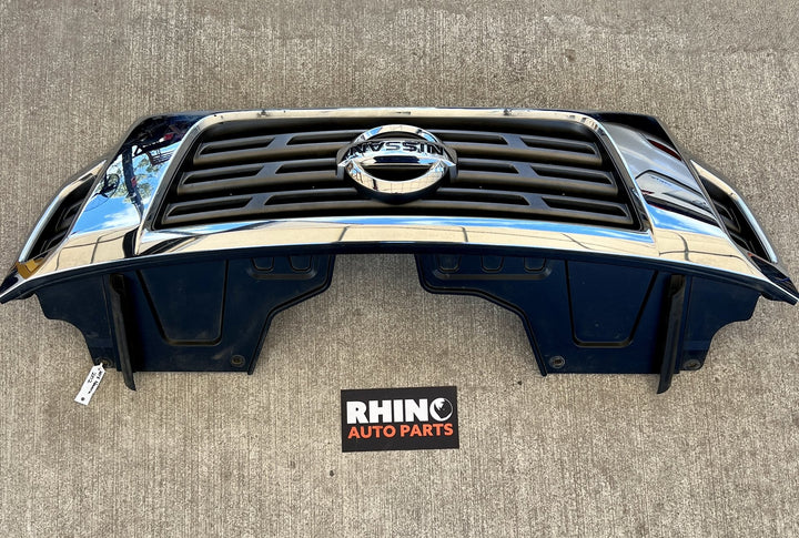 2017 Nissan Navara  ST 2.3 Diesel Automatic - Grille