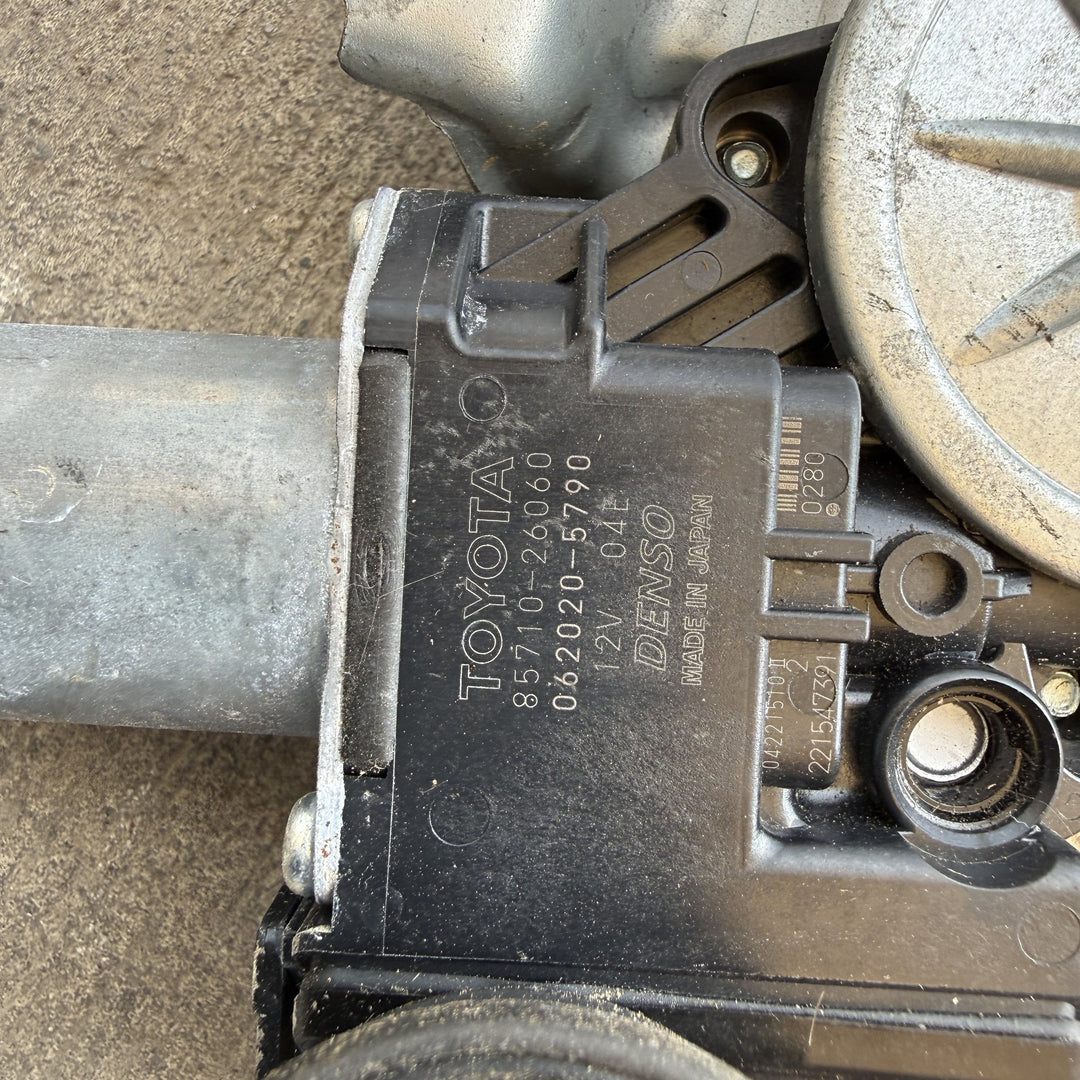 2021 Toyota Hiace - Right Front Window Regulator PN: 8571026060