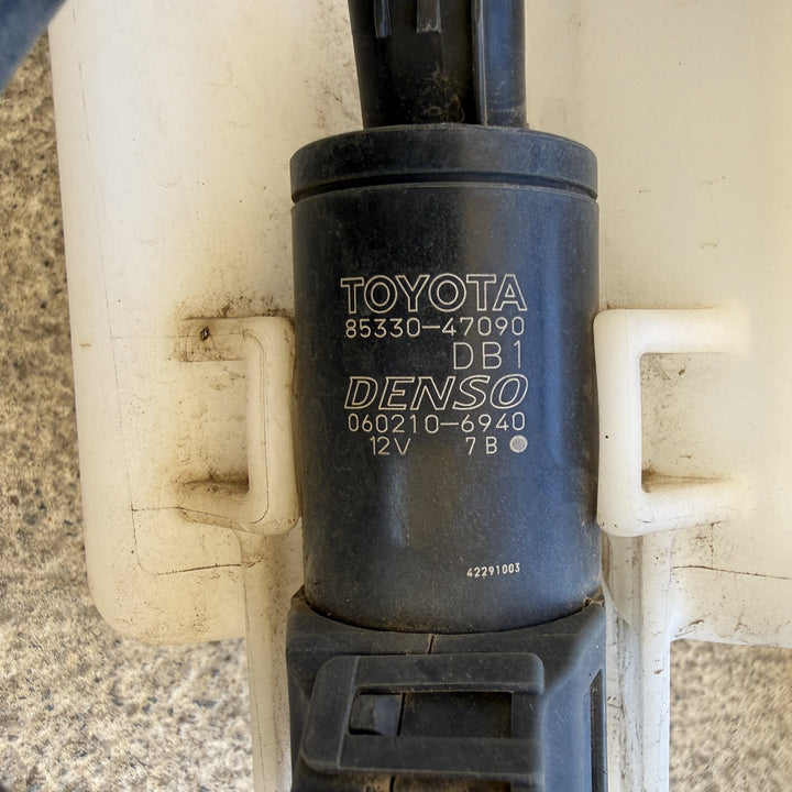 Dec 2016 to Sep 2023 - Toyota C-HR - Washer Bottle - Gen 1