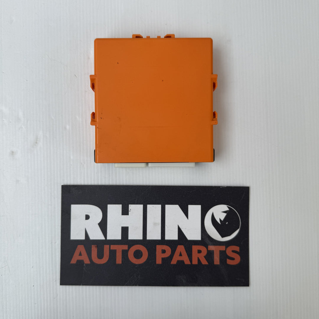 2005-2011 Lexus GS300 Headlight Control Module 8994030061