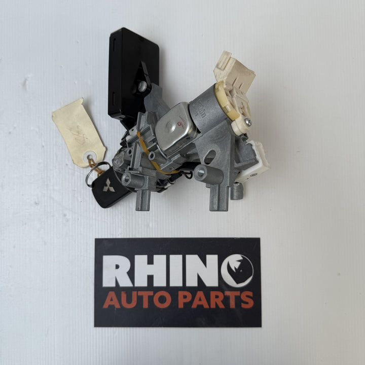 2015-2017 Mitsubishi Lancer Ignition With Key 8670A037