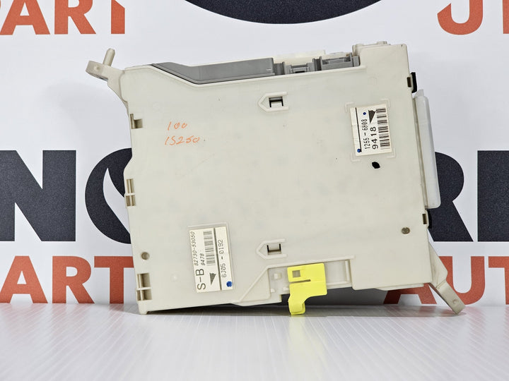 2006 Lexus IS300 GSE20R F Sport  Petrol Manual - Fuse Box 8273053050
