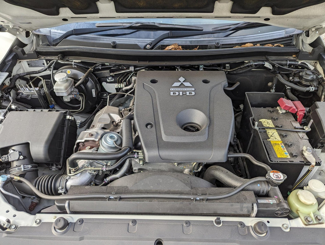 2018, Mitsubishi, Triton, GLS
