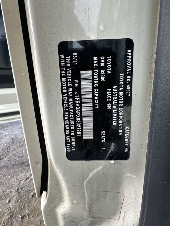 2021 Toyota Hiace H300 JTFRA3APX08027281