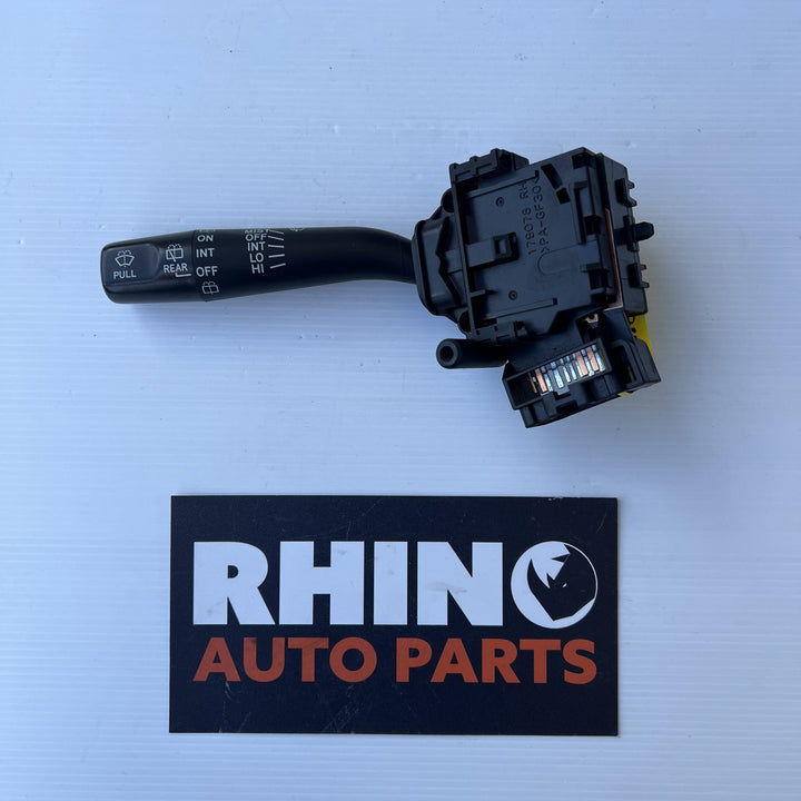 Mar 2005 to Apr 2019- Toyota Hiace TRH KDH- Wiper Switch