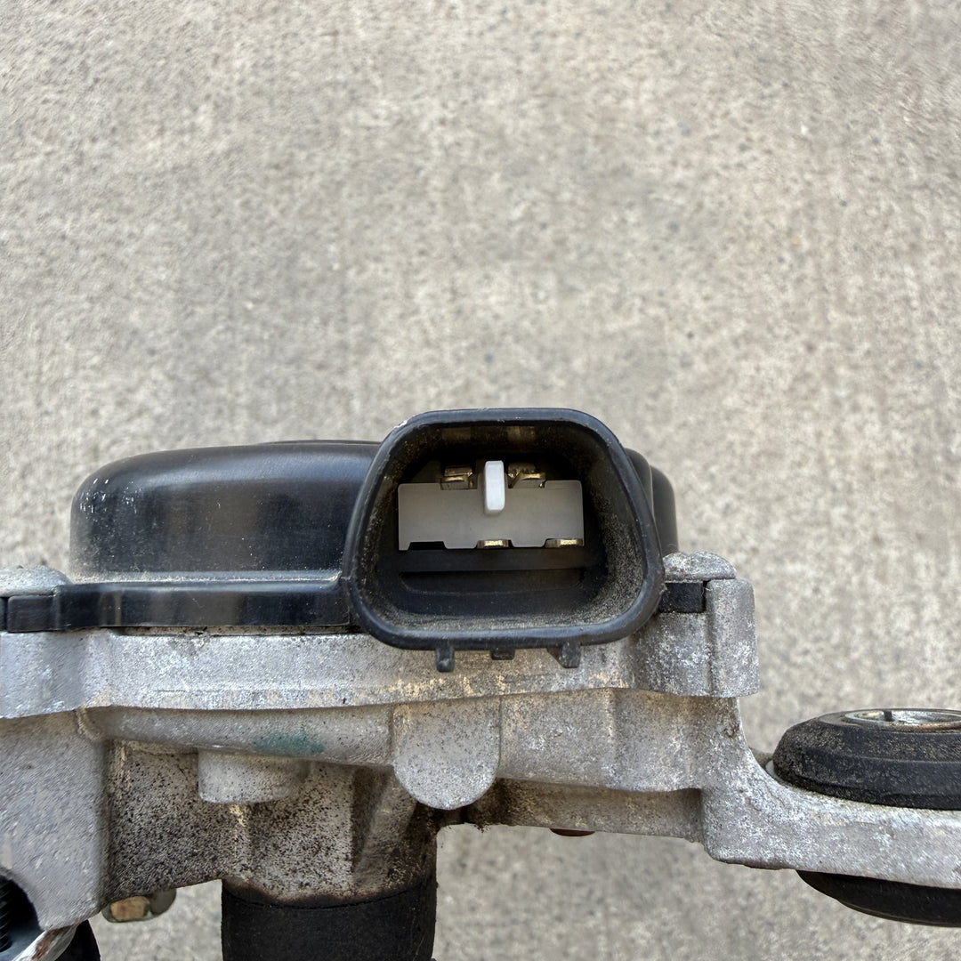 2017 Nissan Navara - Front Wiper Motor PN: 7523C058A