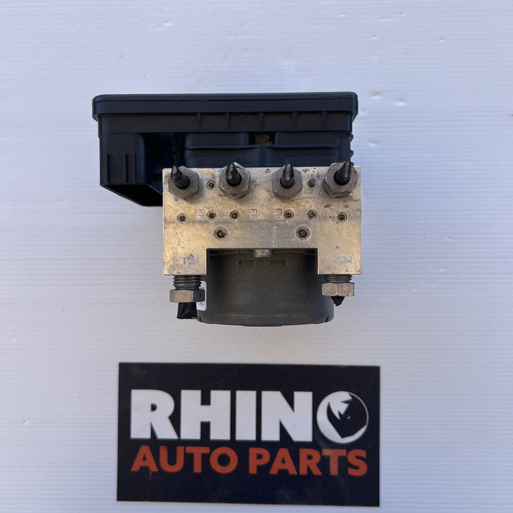 2016 Ford Mustang GT - ABS Pump/Modulator PN: GR3C2C405AD
