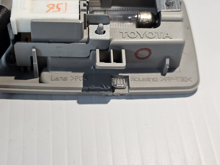 2013 Toyota Corolla ZRE1*     - Interior Light