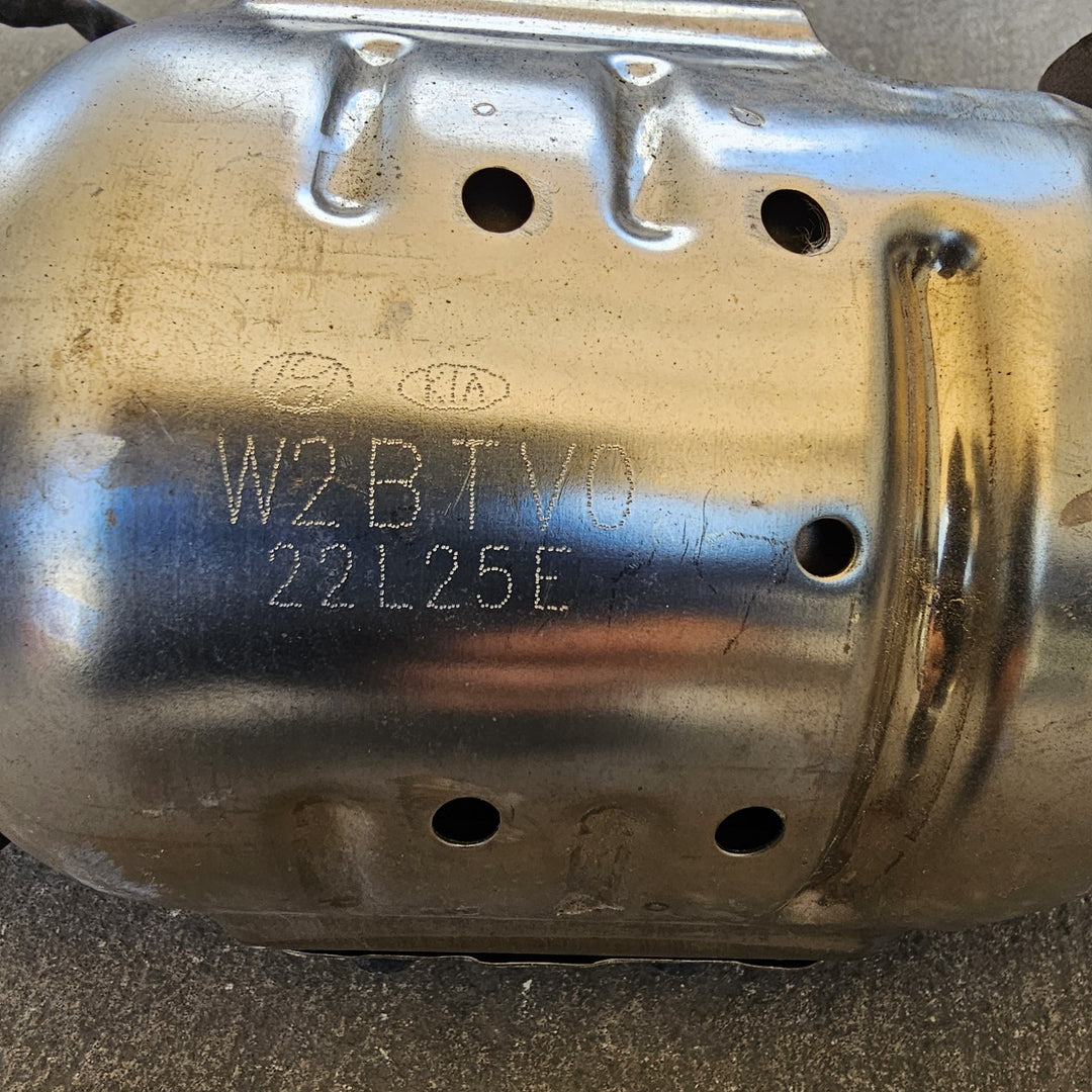 2023 Hyundai i30 N Catalytic Converter W2BTVO22L25E