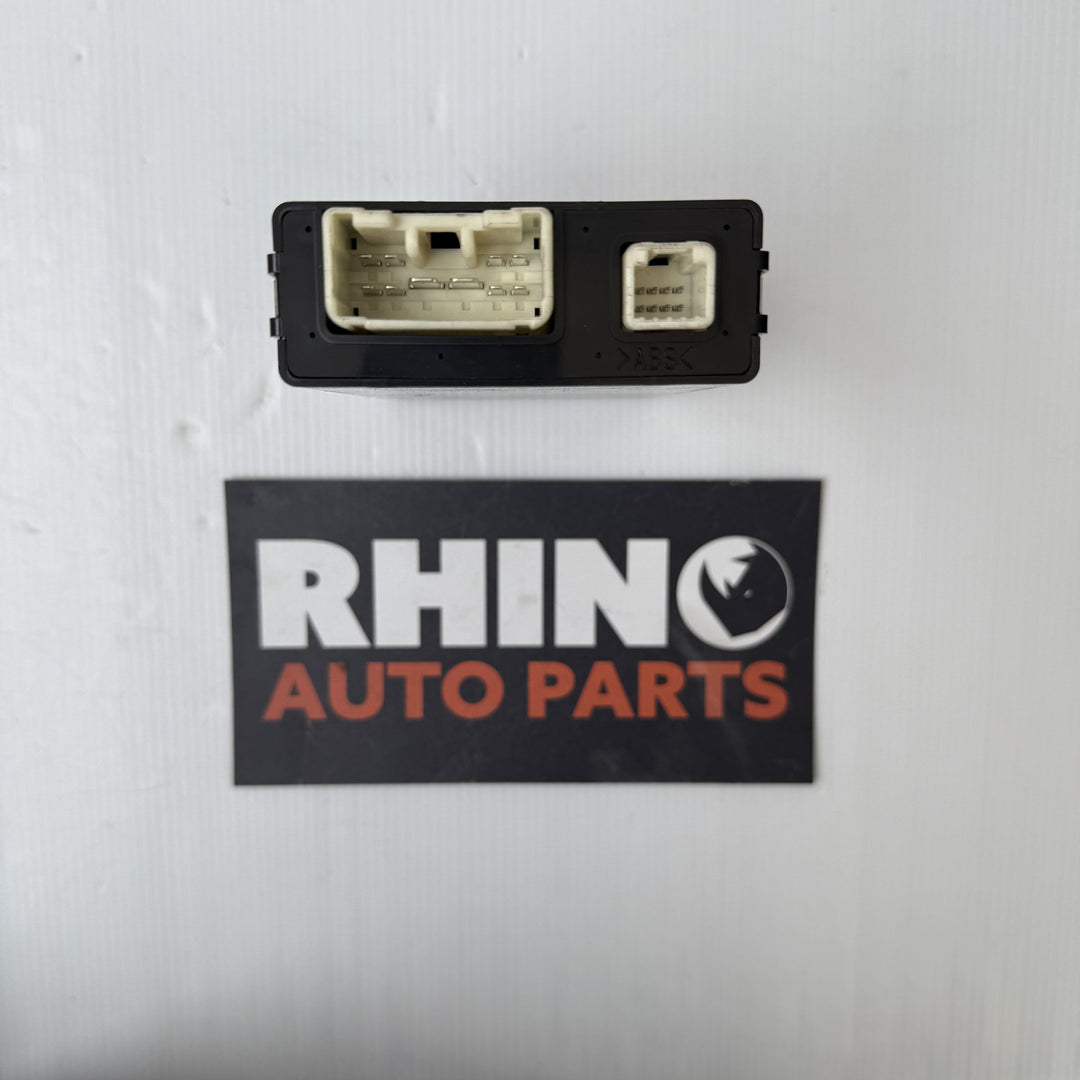 2005-2011 Lexus GS300 Seat Belt Control Module 8981530140
