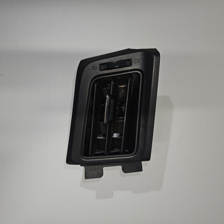 2012-2018 Toyota RAV4 GXL Right Dash Air Vent