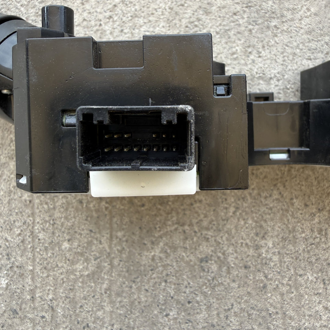 2017 Nissan Navara - Combination Switch
