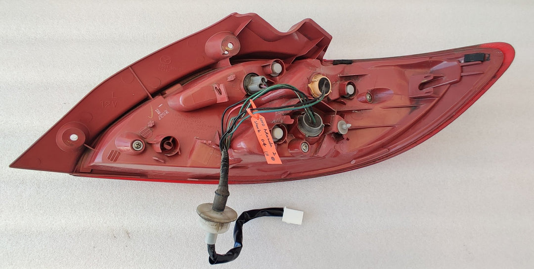 2007-2014 Mazda Mazda2 Left Taillight D65151160