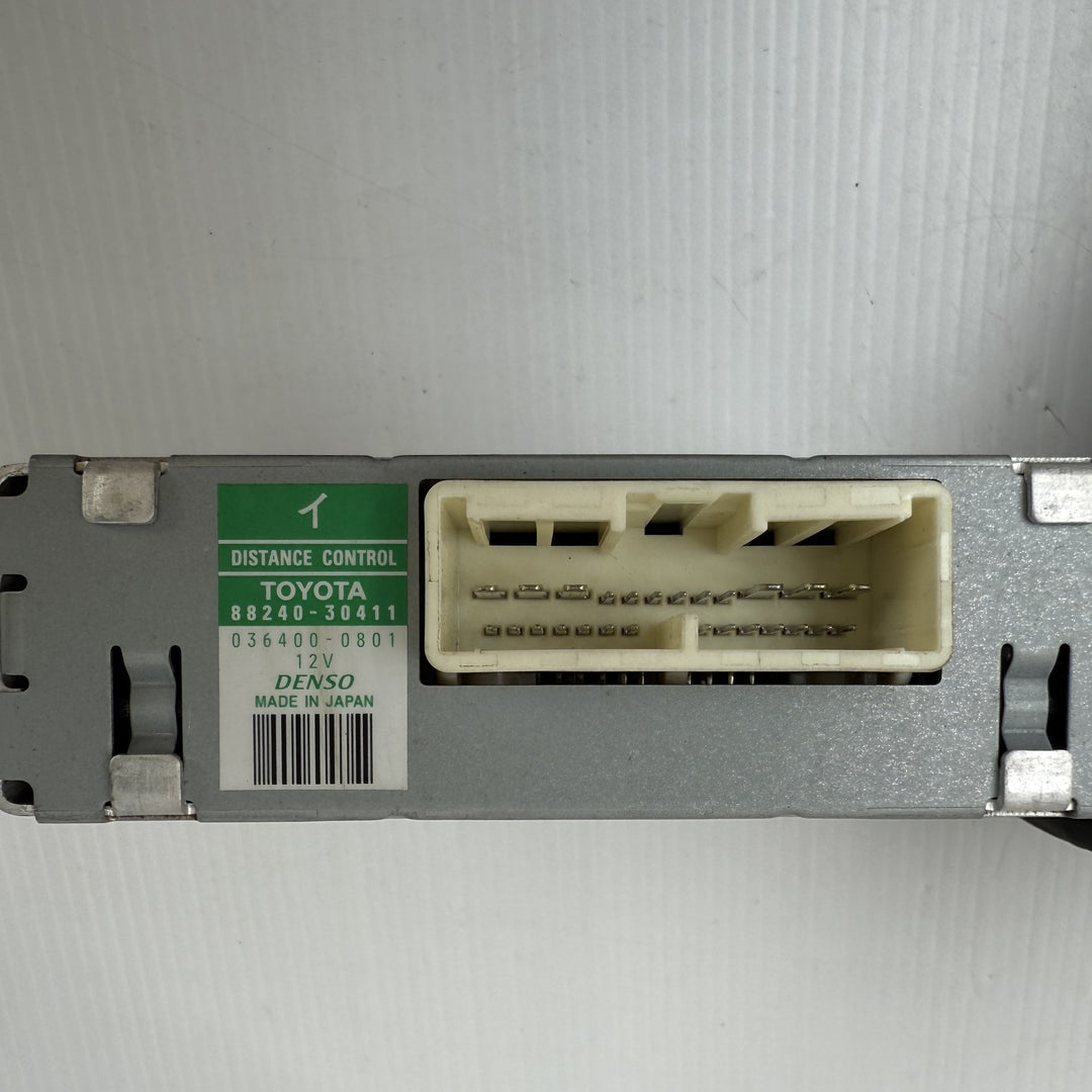 2005-2011 Lexus GS300 Distance Control Module 8824030411