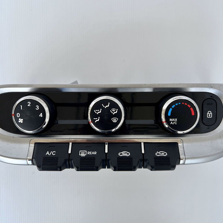 2013 Kia Rio UB Si  Petrol Manual - Heater/AC Controls