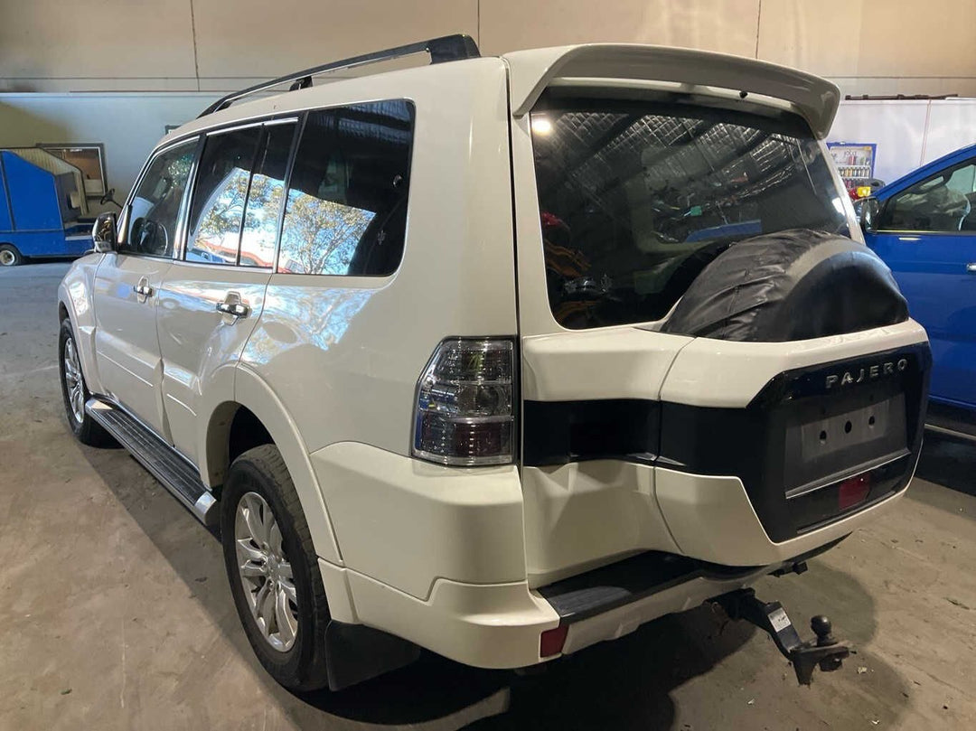 2017 Mitsubishi Pajero NX