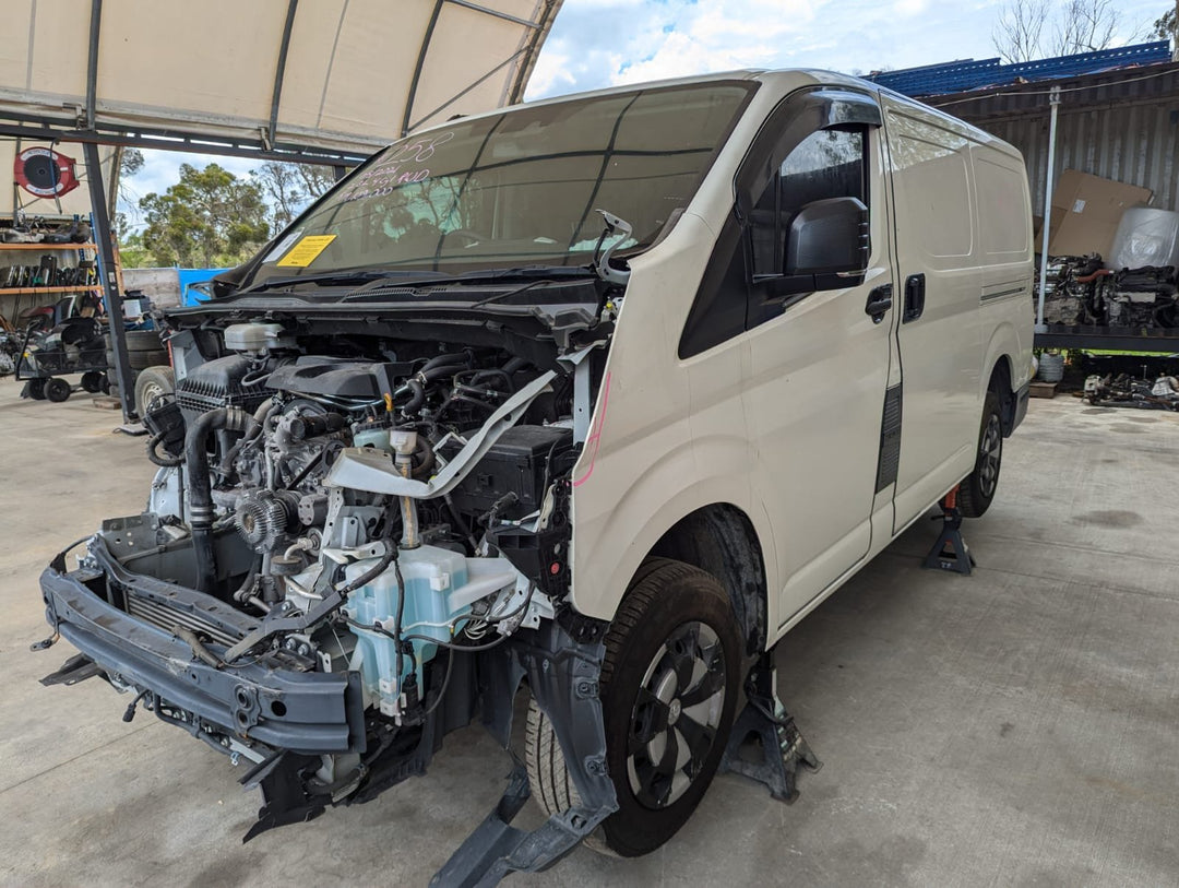 Feb 2019 to Current - Toyota Hiace 300 Series - Windscreen