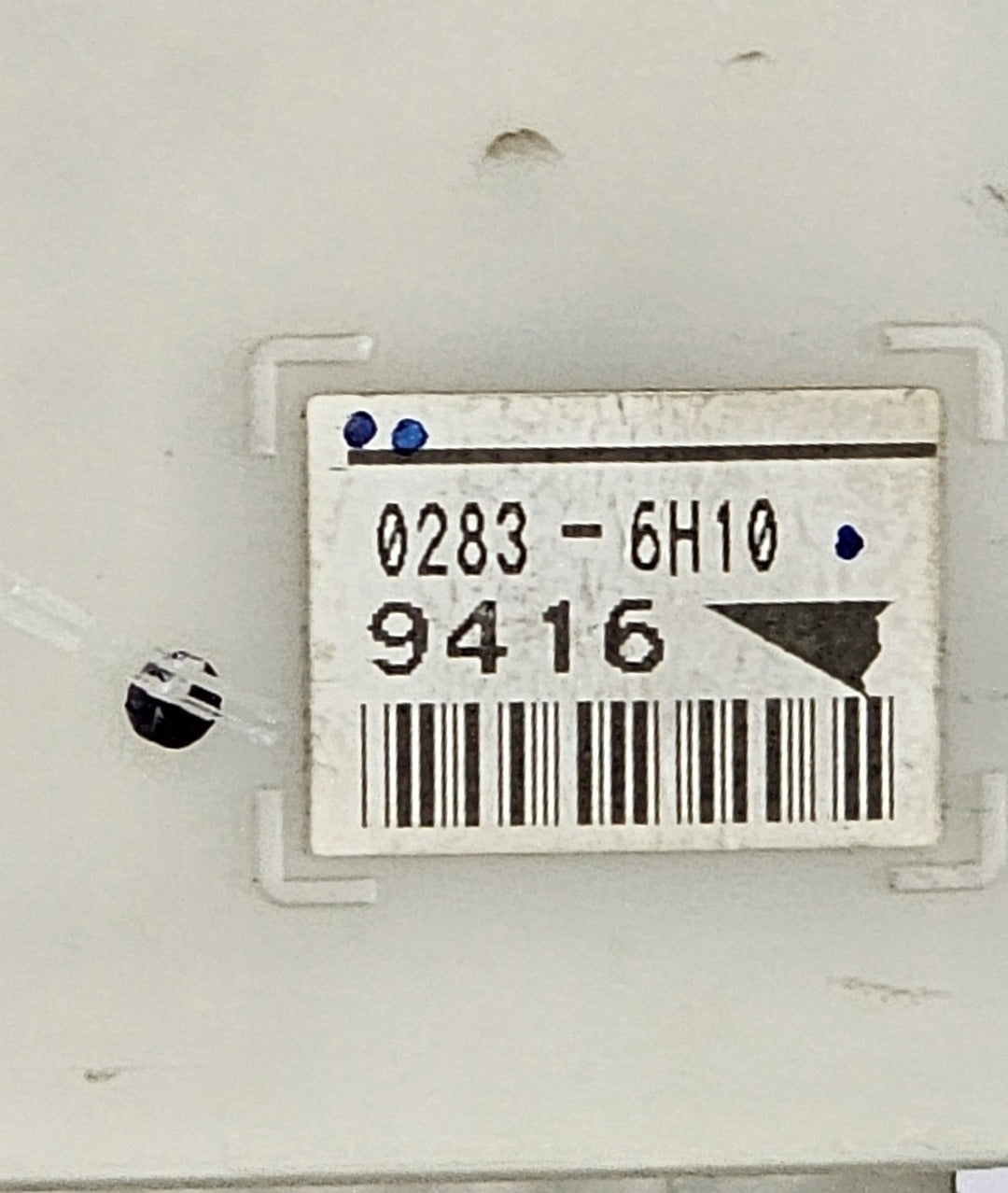 2006 Lexus IS300 GSE20R F Sport  Petrol Manual - Fuse Box 8273053041