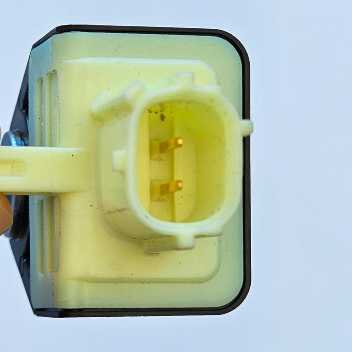 2021 Toyota Corolla MZEA12R - Airbag Sensor PN: 8983147050