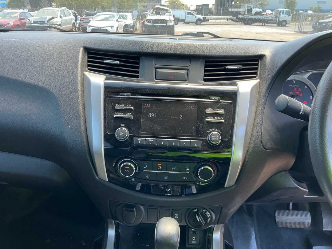 2017 Nissan Navara SL D23