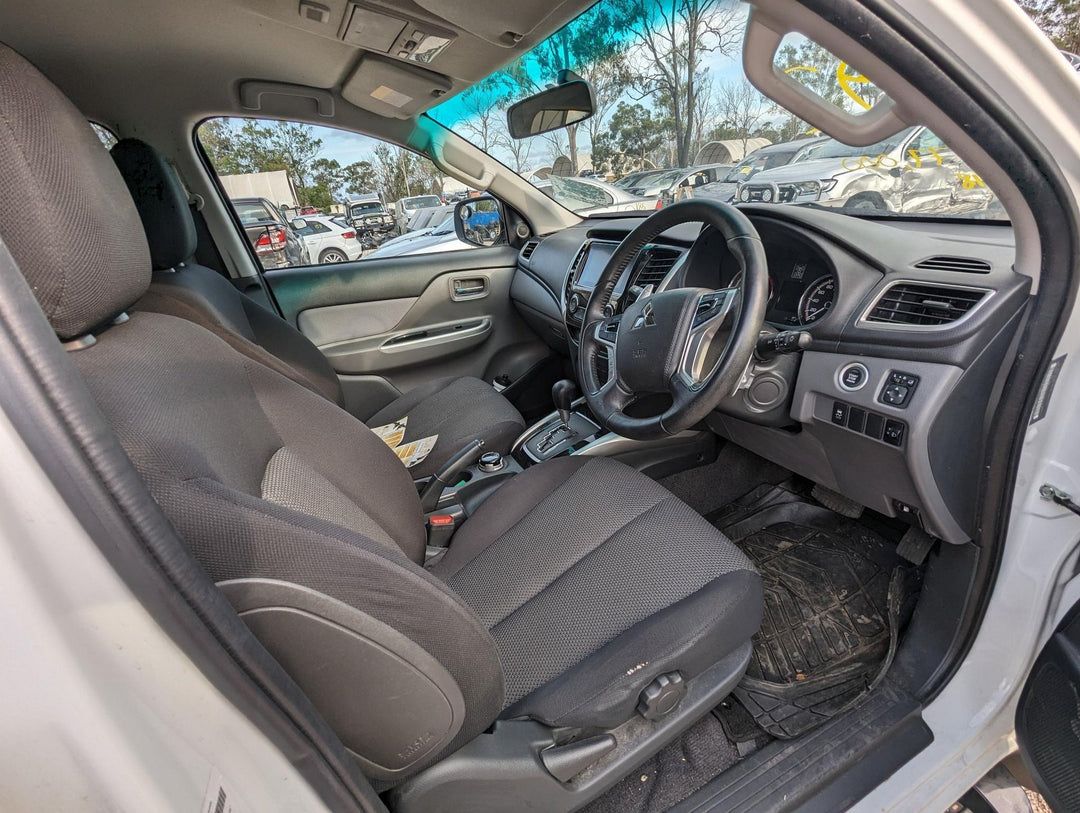 2018, Mitsubishi, Triton, GLS
