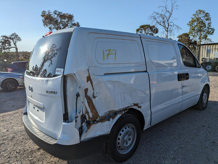 2007-2021 Hyundai iLoad Cargo Positive Terminal 918514H130