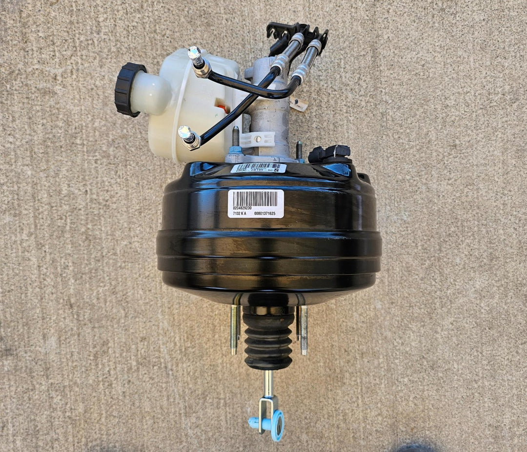 2017 Ford Mustang FM 1FA6P8CF3H5324410 - Brake Booster PN: GR3C2B195SC