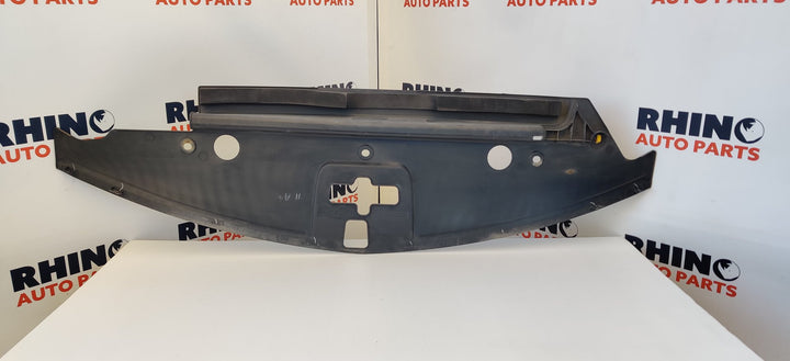 2014 Mazda Bt-50 XT Radiator Cover RWD