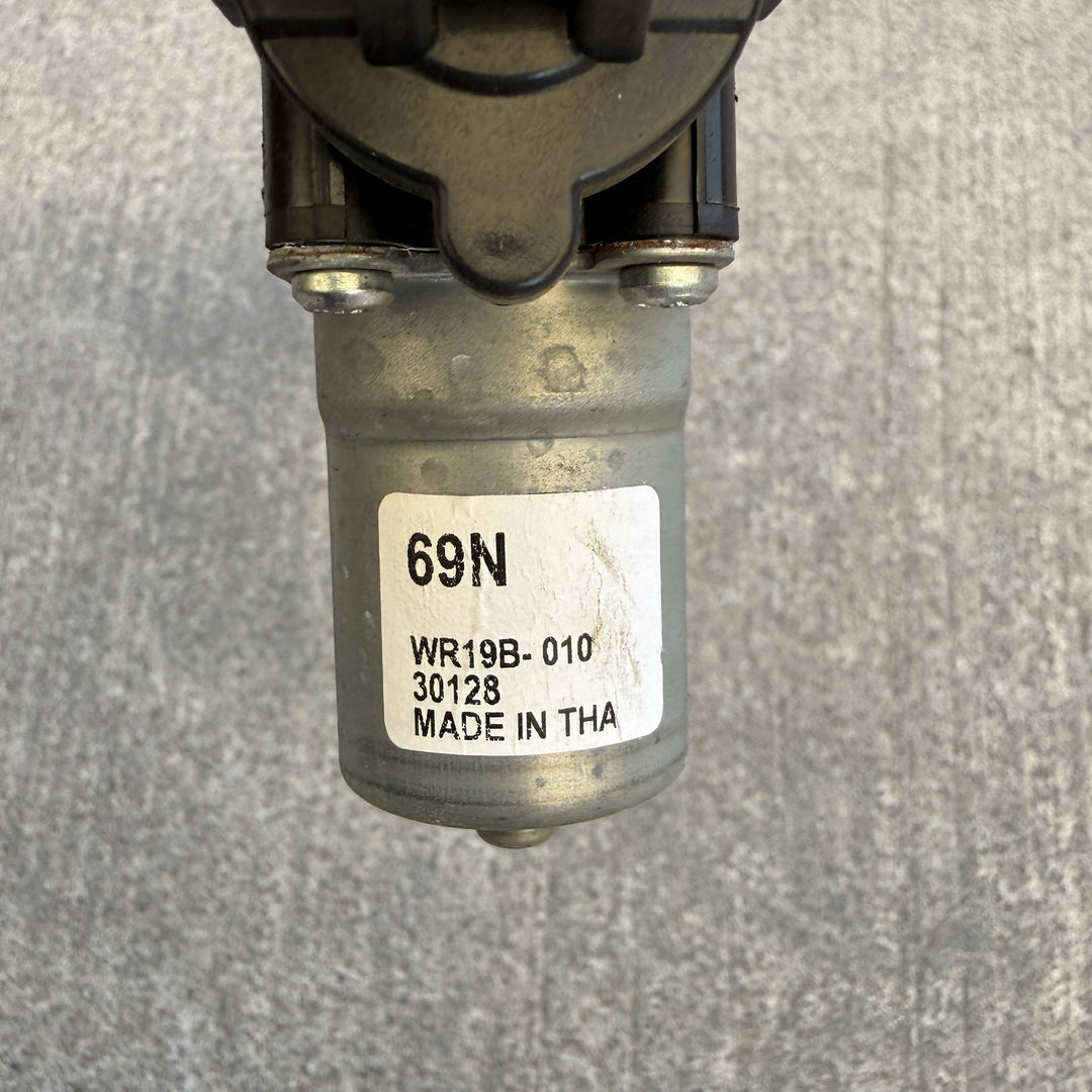 2023 Mazda BT-50 TF XT 3 Diesel  - Right Rear Window Regulator/Motor WR19B010
