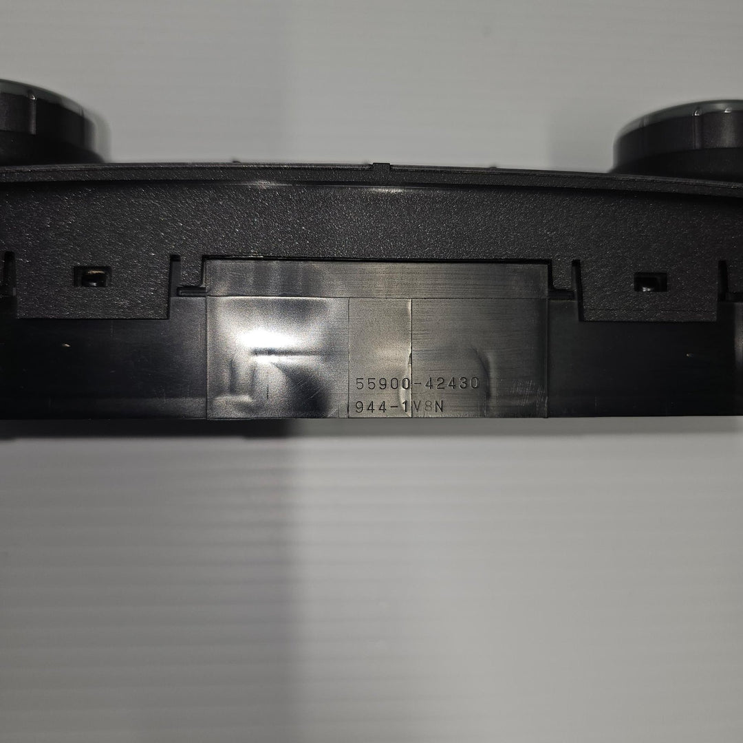 Dec 2012 to Dec 2018- Toyota RAV4 XA40- Heater/AC Controls- Climate Control Type