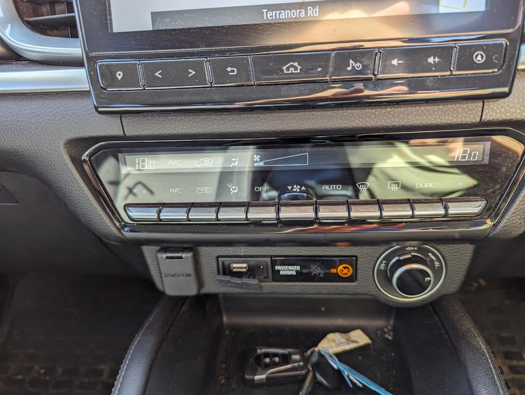 Jul 2020 to Current- Mazda BT-50 TF- Heater/AC Controls- Dual Zone Climate Control Type