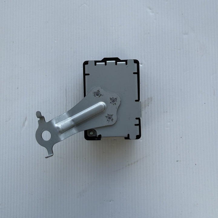 2018 Toyota C-HR X50 Koba 1.2 Petrol Automatic CVT - Door Control Module 8974010020