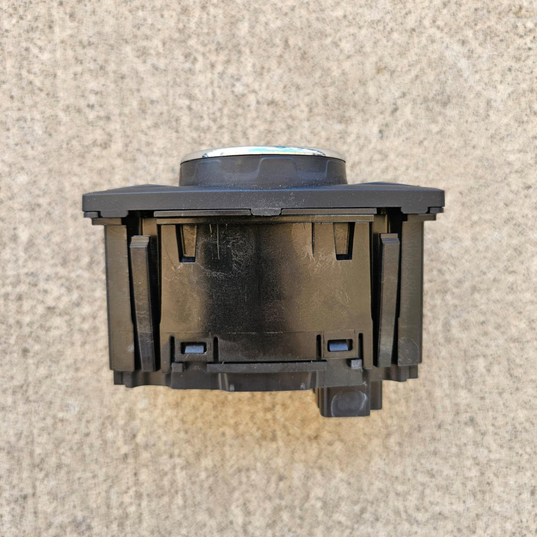 2015 Ford Ranger PXII MNAUMFF50FW519773 - Headlight Switch PN: DG9T13D061BDW