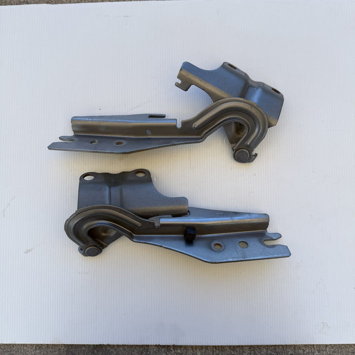2019 Ford Ranger  XLT Hi-Rider 3.2 Diesel Automatic - Bonnet Hinges Pair LBA00861935 LBA10861935