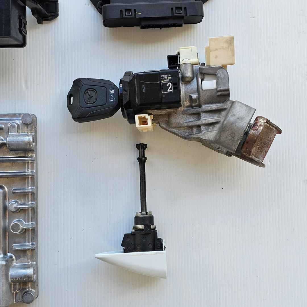 Jul 2020 to Current - Mazda BT-50 TF Diesel 3.0L Engine Code 4JJ3 - Engine ECU - Security Set - Includes ECU, Immobilizer, Reader, and Key - PN: 8972686321
