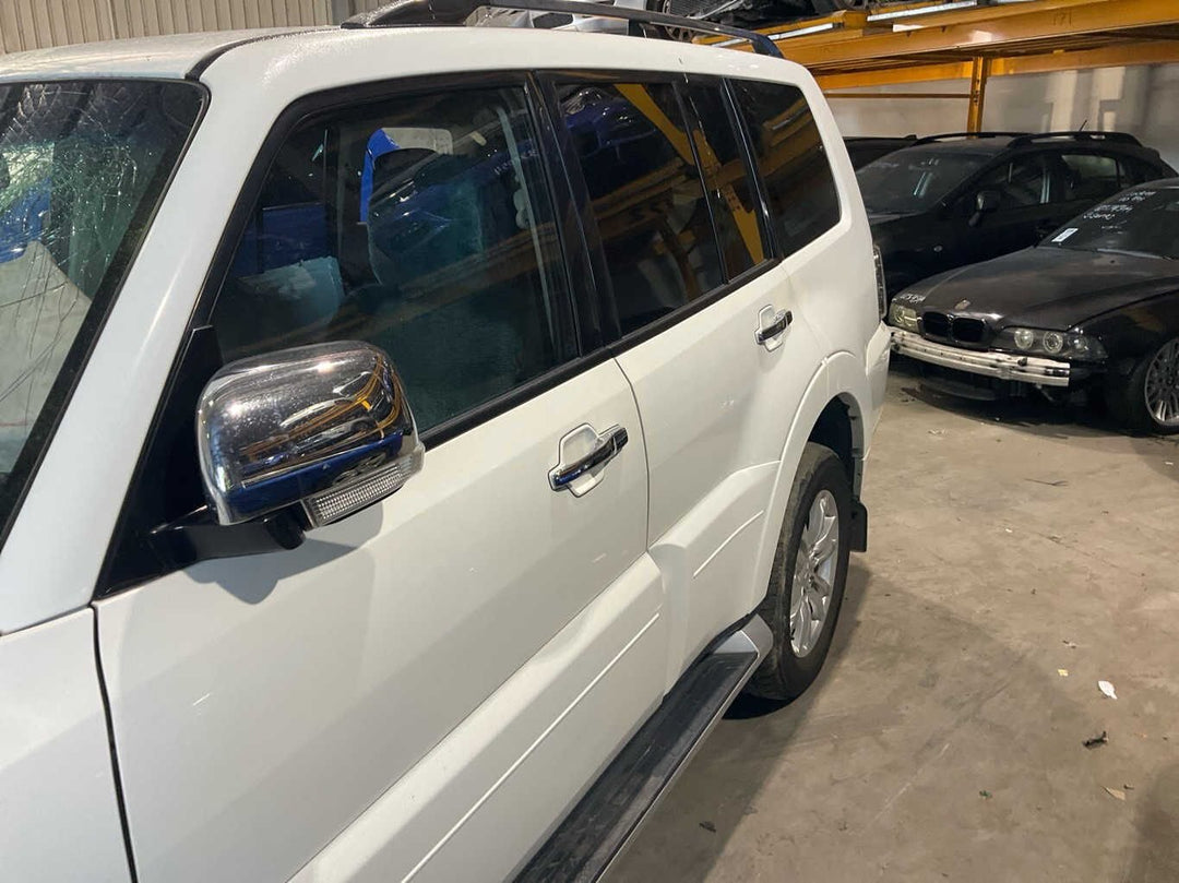 2017 Mitsubishi Pajero NX