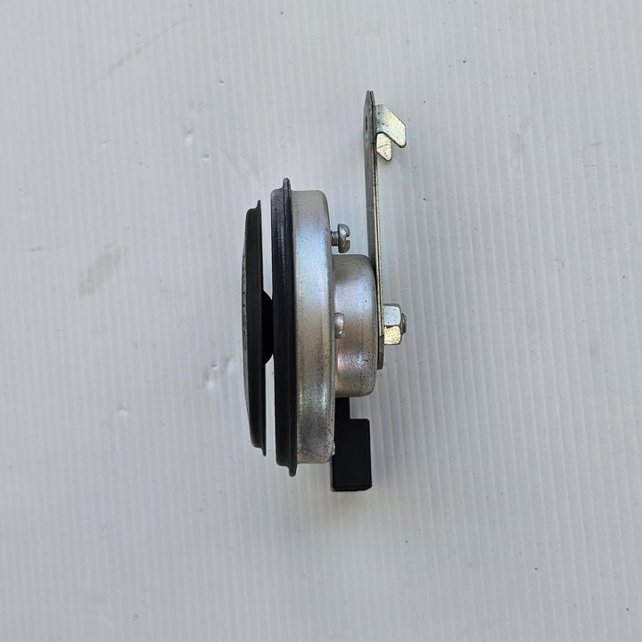 Jul 2020 to Current - Mazda BT-50 TF - Horn