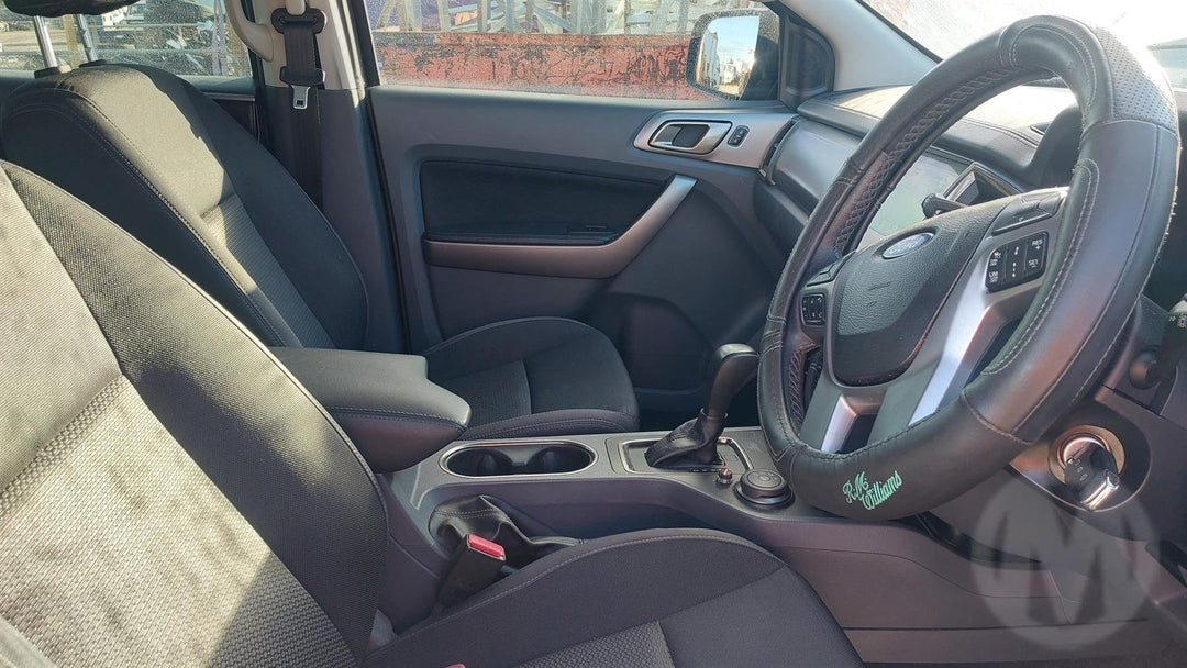 2017 Ford Everest UA
