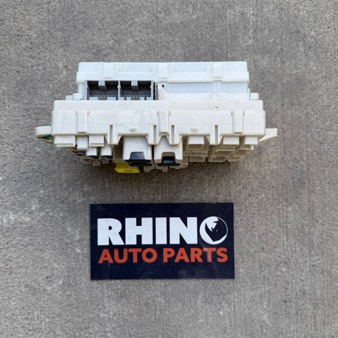 2018 Mitsubishi Triton - Interior Fuse Box PN: 8637B251