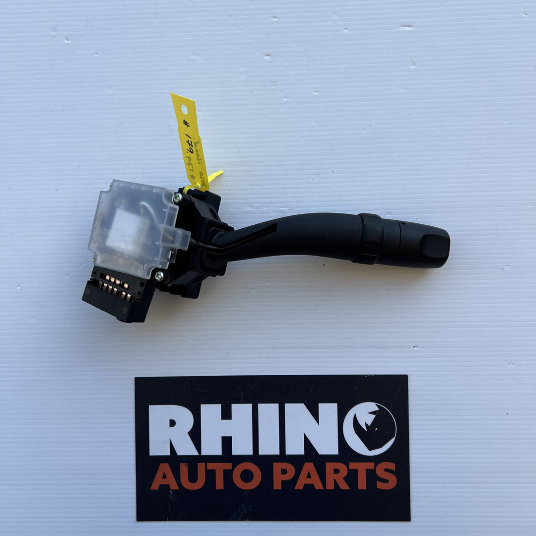 Nov 2007 to Mar 2021- Hyundai iLoad TQ- Wiper Switch