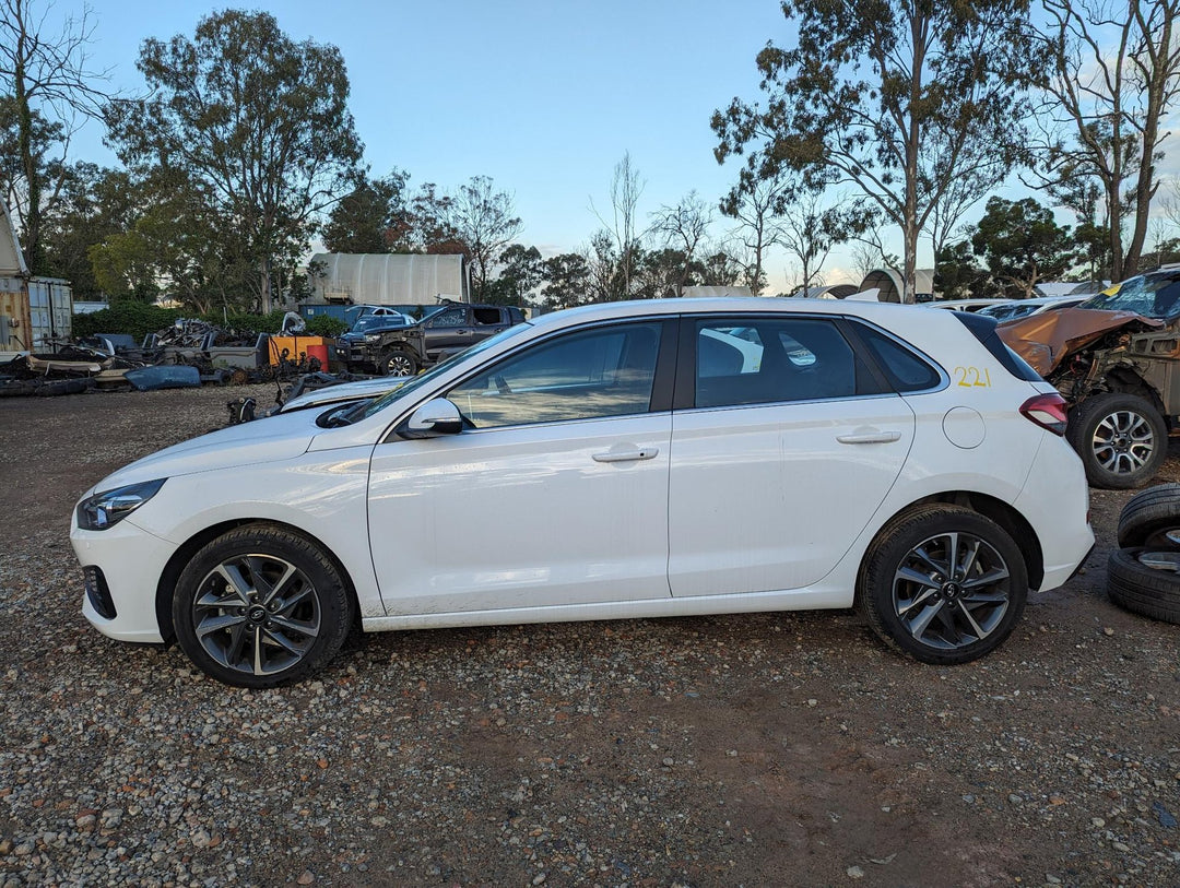 Mar 2017 to Dec 2023 - Hyundai i30 PD - Right Rear Quarter Door Glass