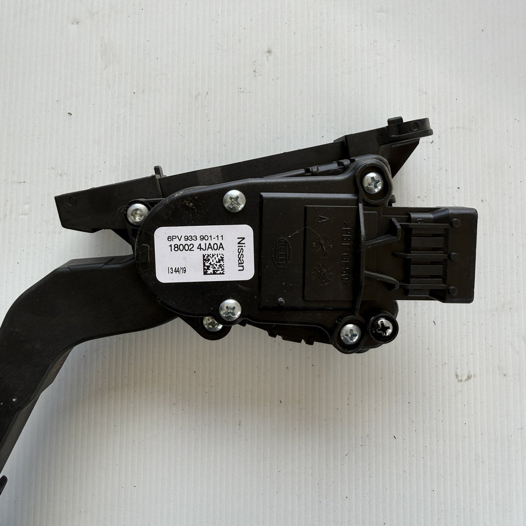 2020 Nissan Navara - Accelerator Pedal PN: 180024JA0A