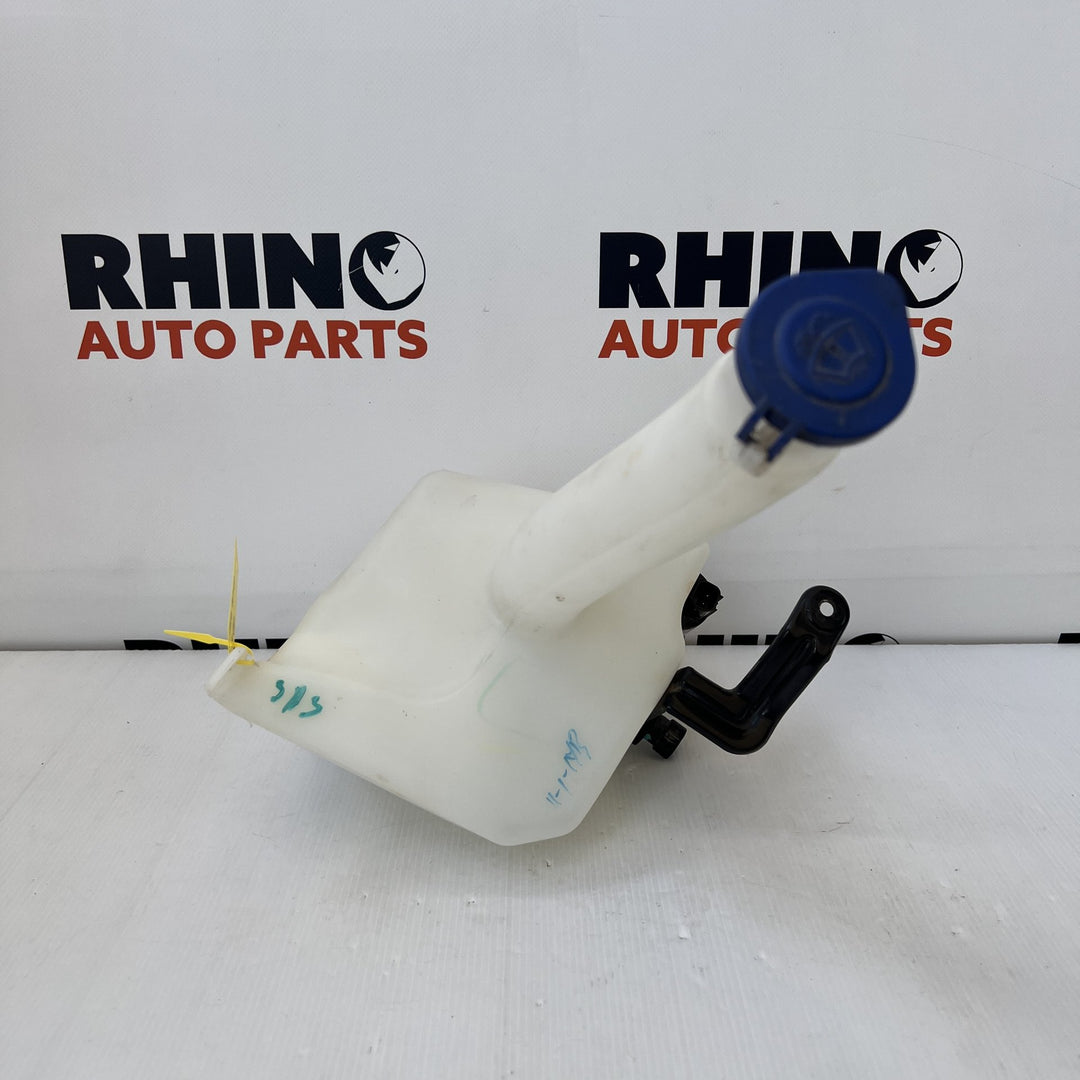 2011-2020 Mazda BT-50 Washer Bottle AB3917813AC/BC
