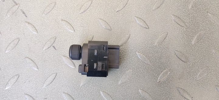 2022 Suzuki Swift - Mirror Adjuster Switch