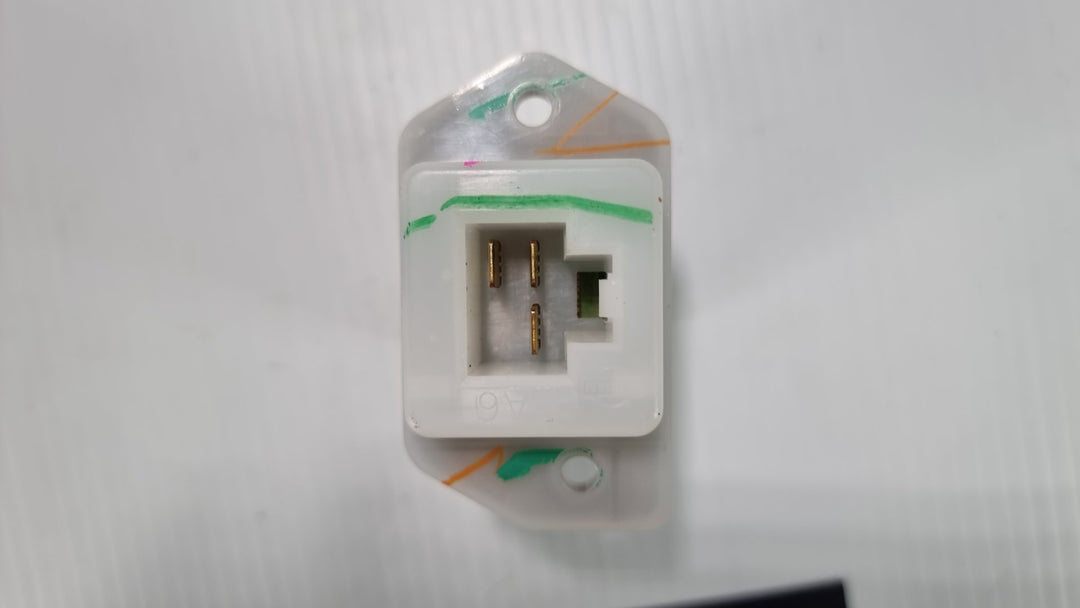 2018 Nissan Navara D23   Diesel Unknown - Fan Speed Resistor