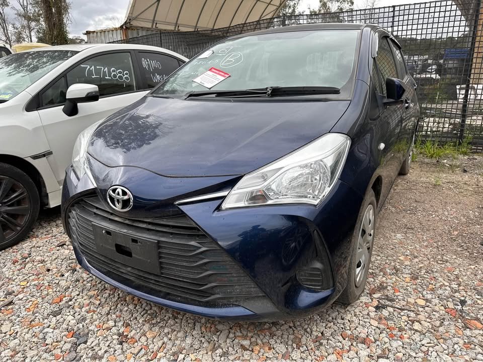 2019 Toyota Yaris - Left Rear Door Shell