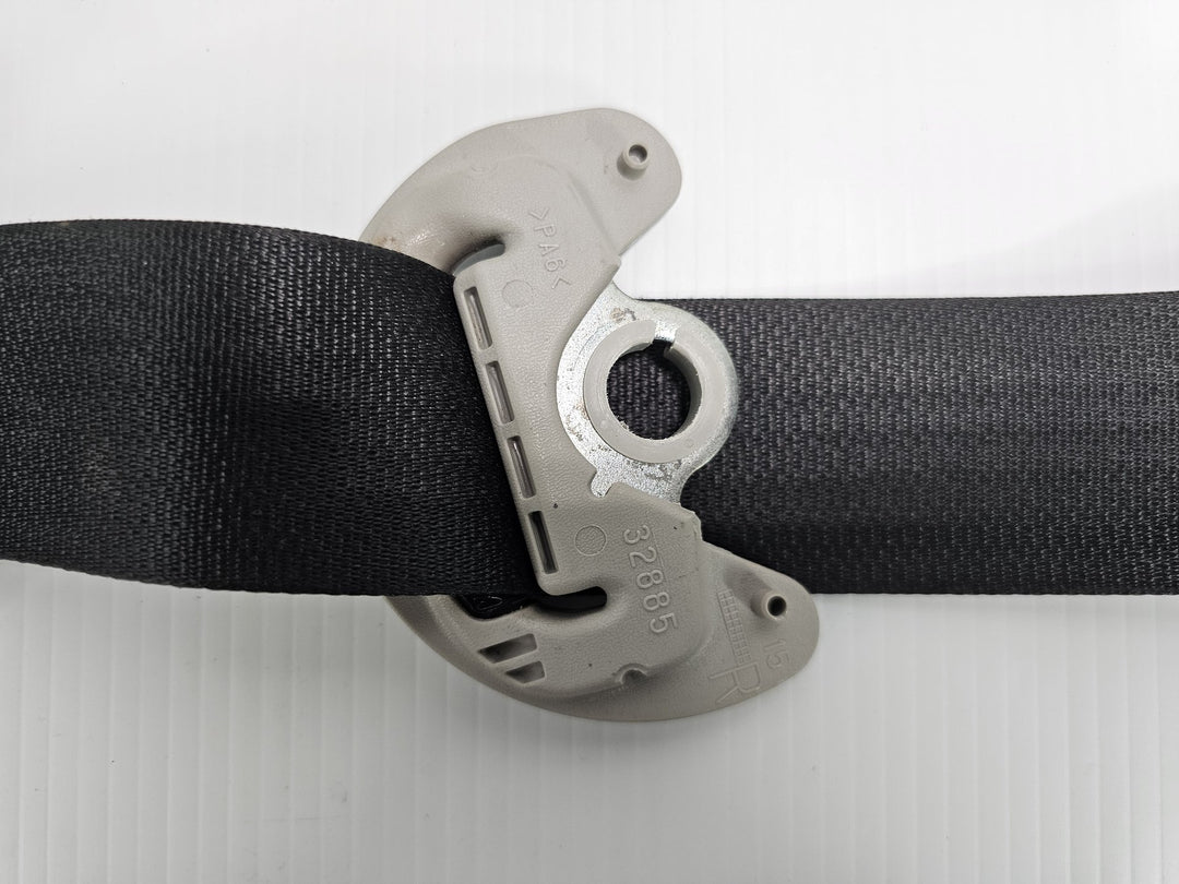 2013 Toyota Corolla ZRE1*     - Right Front Seat Belt