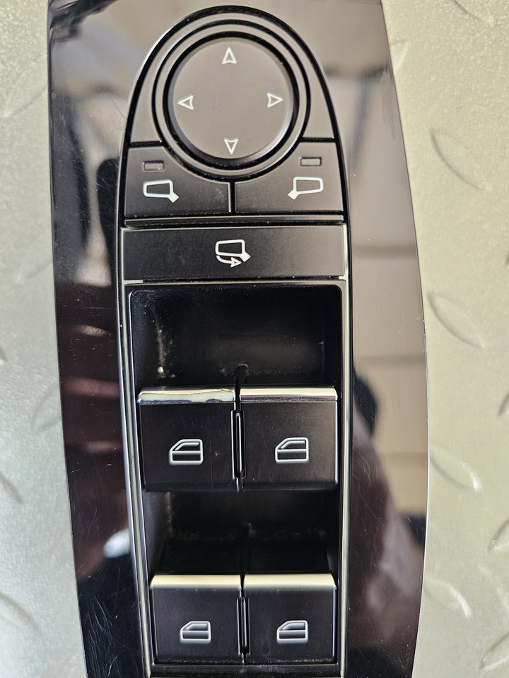 2019 Mazda Mazda3 BP JM0BP2HLA01103327 - Power Window Switch PN: BDMC66350A