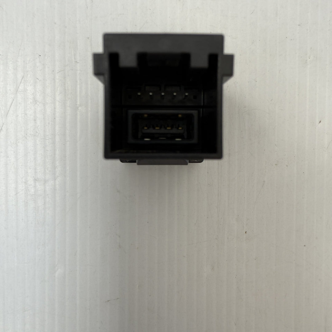 2021 Toyota Corolla Hybrid USB Charger Port Does Not Apply